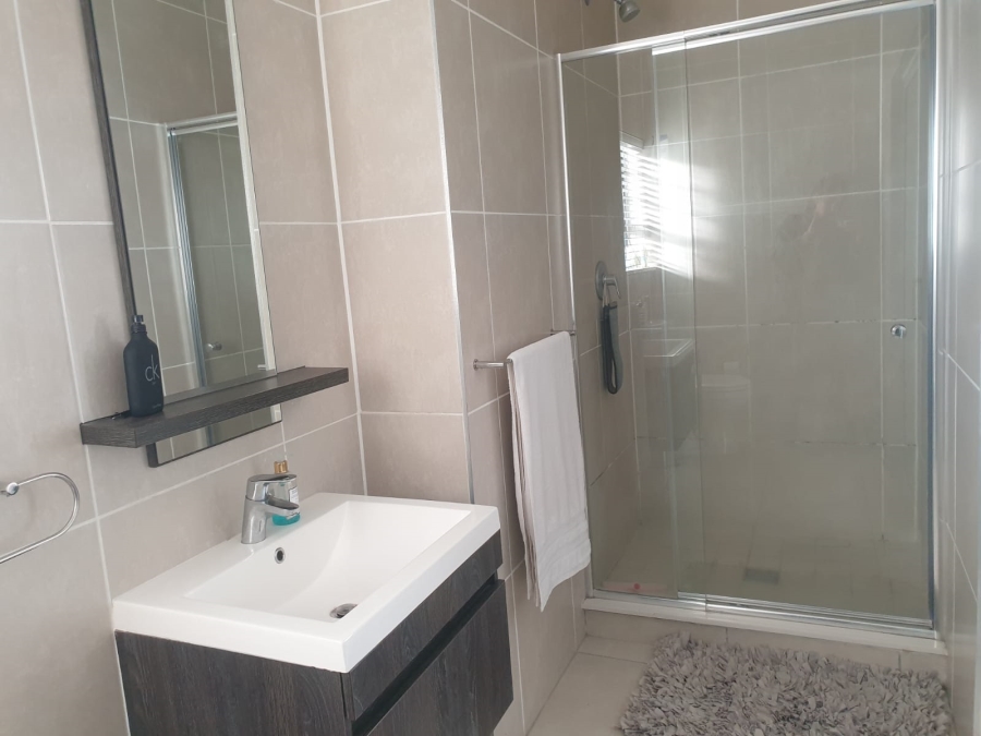 To Let 3 Bedroom Property for Rent in Sandown Estate Western Cape